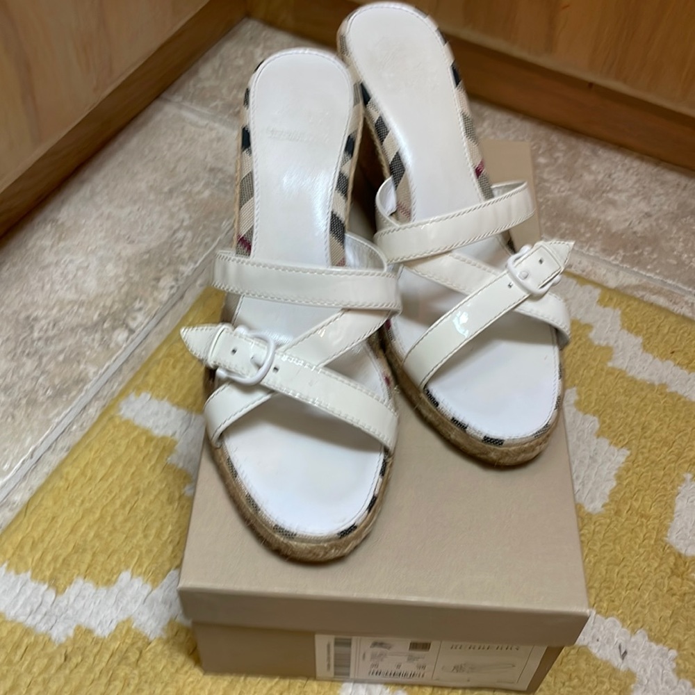 Burberry wedges